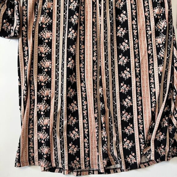 Everly Floral Dress‎ Size Medium Black Pink Roses Boho Girly - Picture 9 of 16